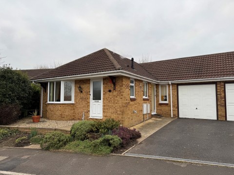 View Full Details for Sandlewood Close, Yeovil
