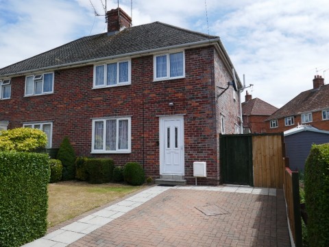 View Full Details for Chelston Avenue, Yeovil