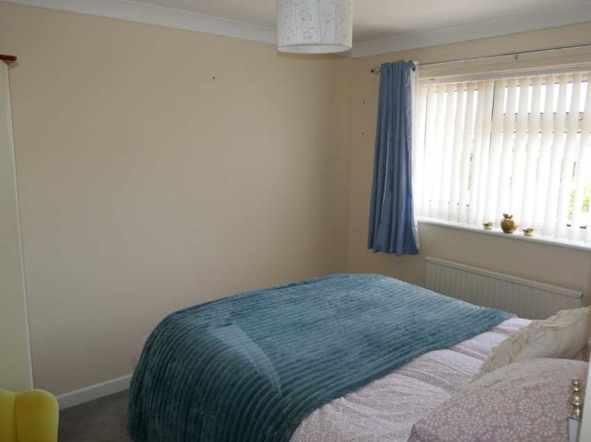 Images for Laburnum Drive, Somerton