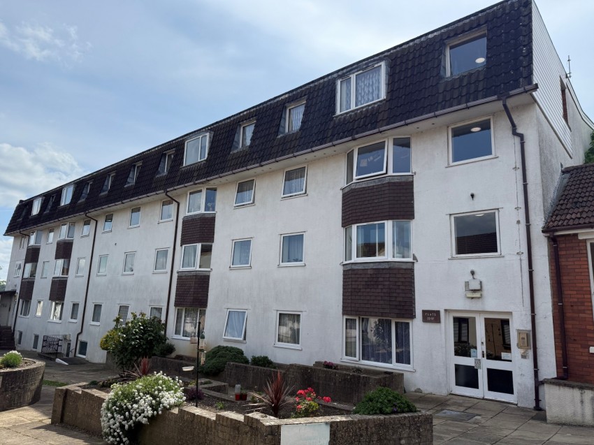 Images for Crofton Court, The Avenue, Yeovil