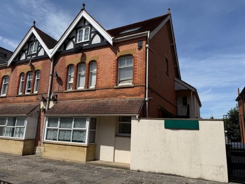 View Full Details for Hendford House, Hendford Grove, Yeovil