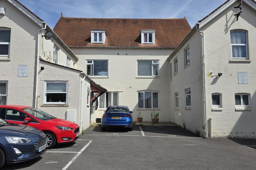 Images for Hendford House, Hendford Grove, Yeovil